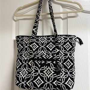 Vera Bradley-Black & White Geometric Quilted Tote Bag